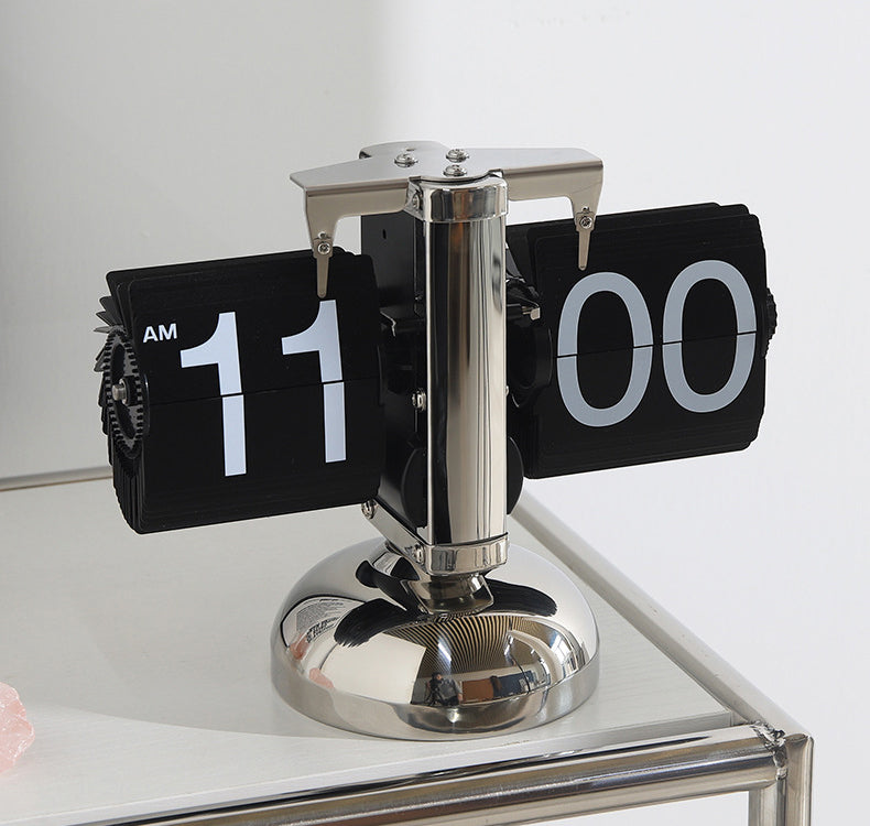 Retro Auto-Flip Clock